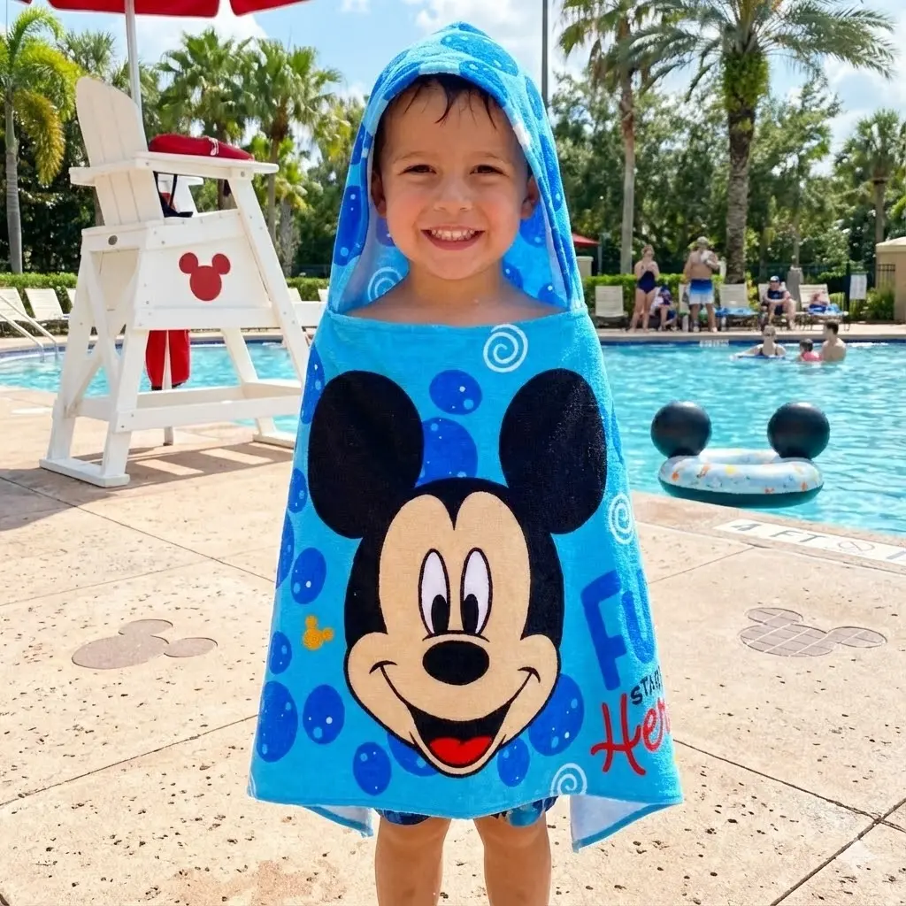 Toalla Mickey Mouse con capucha